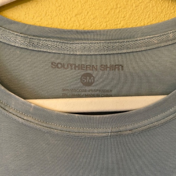 Southern Shirt Short Sleeve Loose Fitting Cropped Length Wmns‎ Top Raw Hem Small - Picture 4 of 5